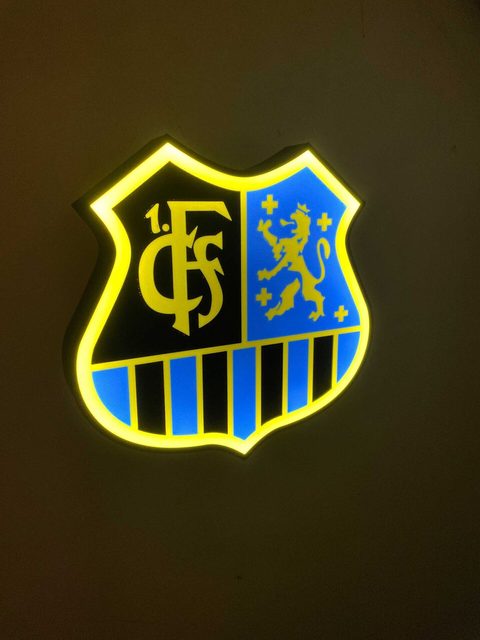 1. FC Saarbrücken LED Leuchtschild in warmweißem Licht - offizielle FCS Fan-Wanddeko