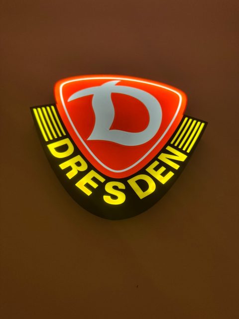 Dynamo Dresden Wanddeko LED-Leuchtschild im Detail