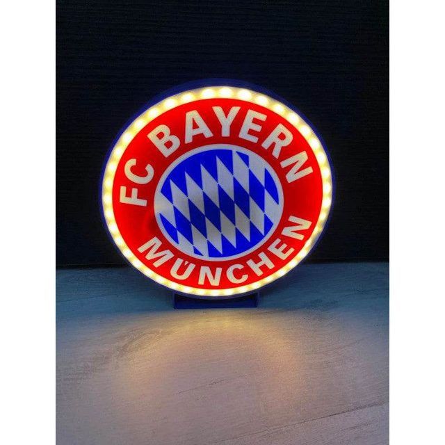 FC Bayern LED-Leuchtschild leuchtend an der Wand