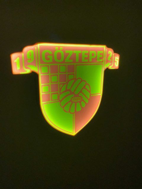 Göztepe SK LED-Leuchtschild mit 3D-Effekt – Wanddeko für Fußballfans