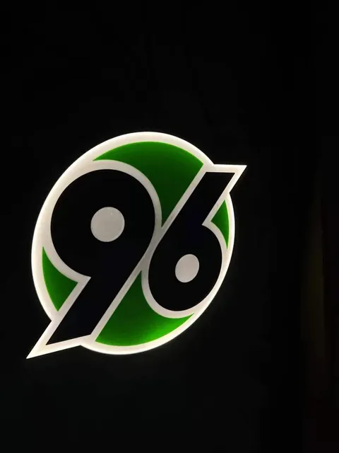 Hannover 96 LED Leuchtschild mit 3D-Effekt - offizielle Fan Deko Lampe