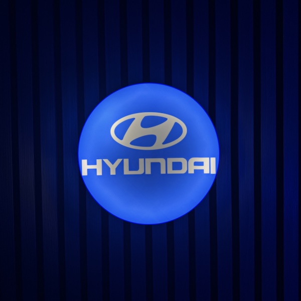 Hyundai LED-Leuchtschild Wanddeko Autodeko Geschenk
