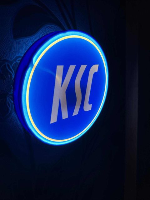 Karlsruher SC LED Lampe mit 3D-Effekt und KSC Logo als Fan Geschenk