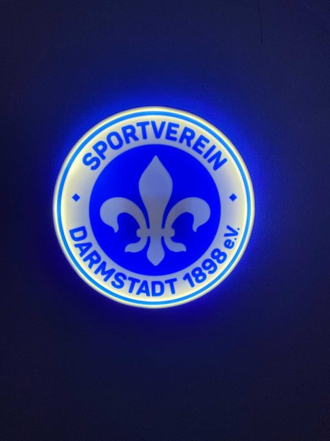 Sportverein Darmstadt 1989 e.V. LED-Leuchtschild mit Vereinslogo in warmem Licht