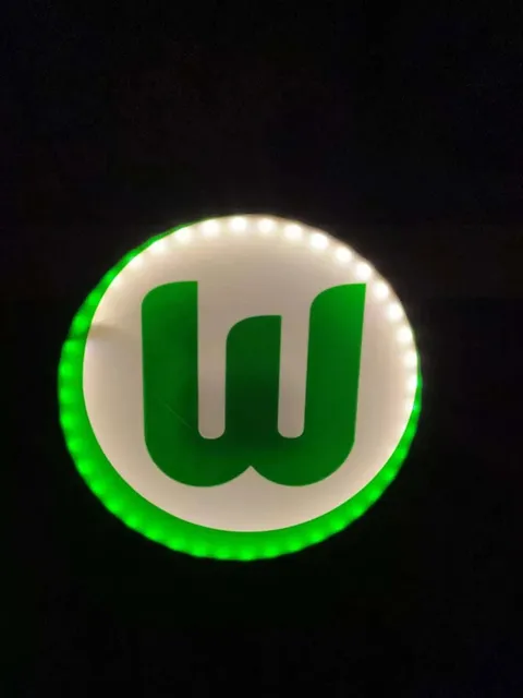 VfL Wolfsburg LED-Leuchtschild mit 3D-Effekt und offiziellem Logo leuchtend